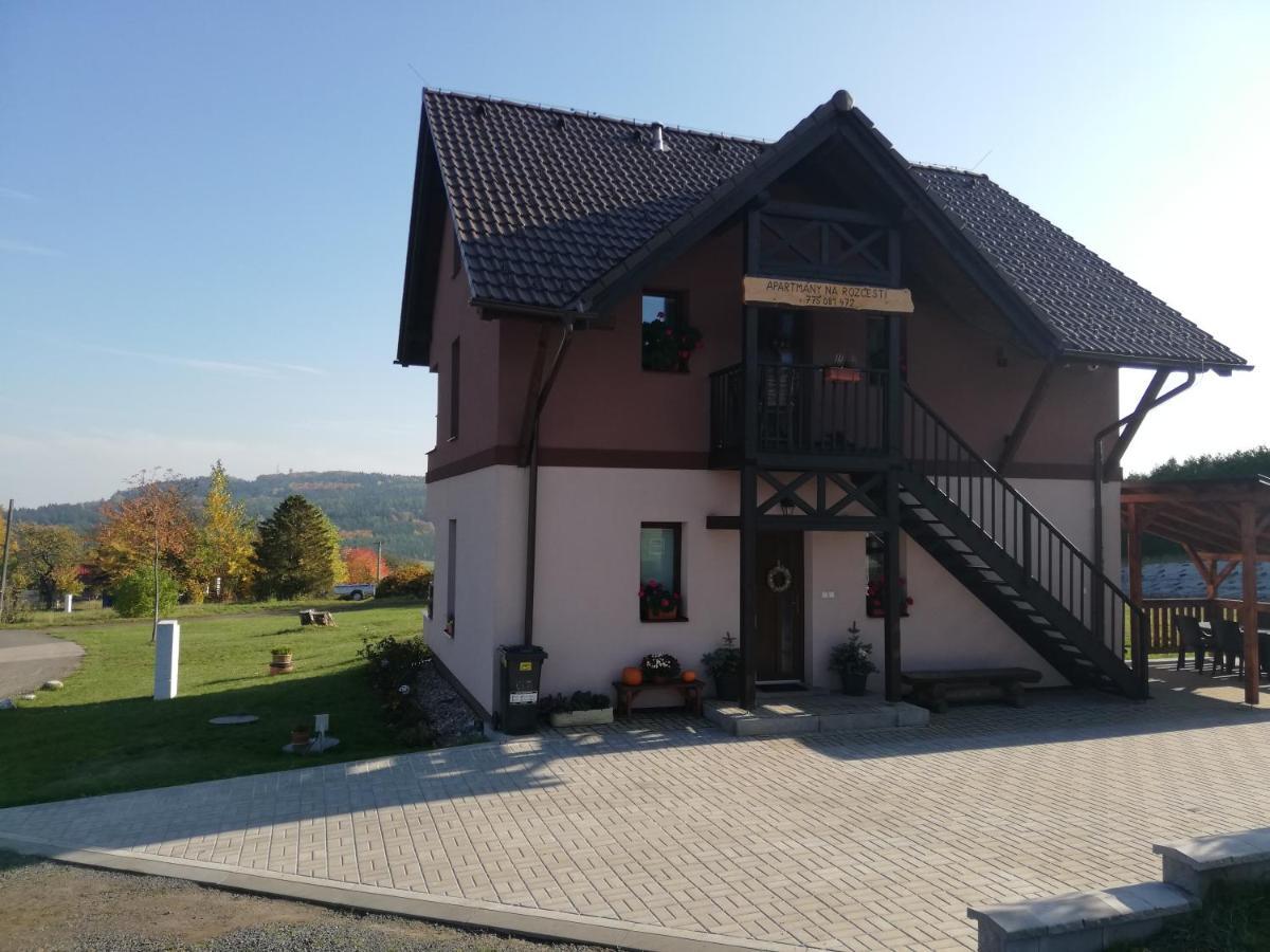 Apartmany Na Rozcesti Lomnice nad Popelkou Dış mekan fotoğraf